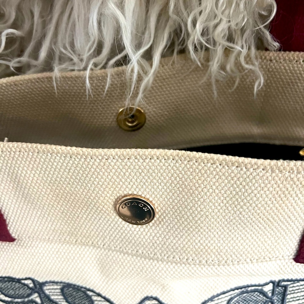 Coach Cream Tote with Pink Handles - Picture 4 of 12